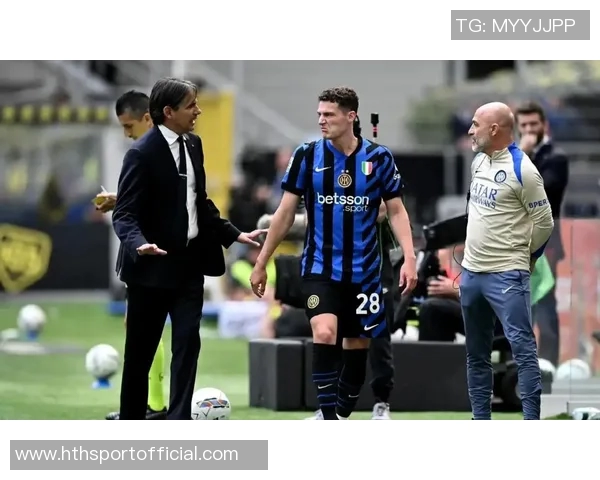 阿坎吉在国米展现实力瑞士主帅称其具备效力顶级球队的能力与自信 阿坎吉在国米展现实力瑞士主帅称其具备效力顶级球队的能力与自信