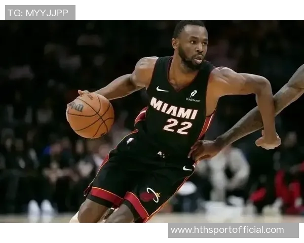 维金斯半场表现出色6中4砍下11分助攻与抢断均有贡献 维金斯半场表现出色6中4砍下11分助攻与抢断均有贡献