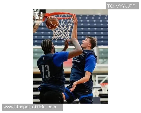 独行侠训练阵容惊艳全场弗拉格华盛顿浓眉莱夫利携手出击 独行侠训练阵容惊艳全场弗拉格华盛顿浓眉莱夫利携手出击