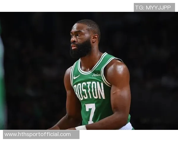 杰伦布朗强调篮板保护重要性并展望球队潜力提升空间