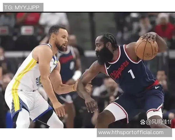 快船太阳对决先发阵容揭晓哈登比尔小卡携手出战布克狄龙迎战 快船太阳对决先发阵容揭晓哈登比尔小卡携手出战布克狄龙迎战