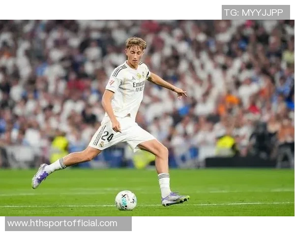 皇马后卫赫伊森因左腿比目鱼肌受伤预计缺阵一到两周