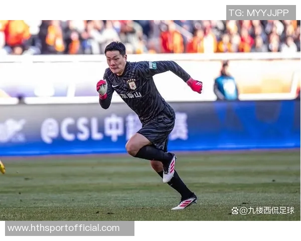 王大雷从杭州中超赛场直奔宁波现场观战WTA单打决赛精彩瞬间不容错过 王大雷从杭州中超赛场直奔宁波现场观战WTA单打决赛精彩瞬间不容错过