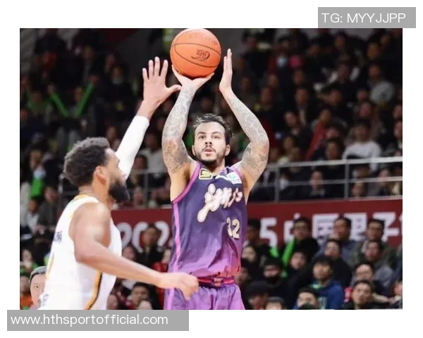 浙江男篮迎新外援布兰登兰道夫助力德甲得分王之路